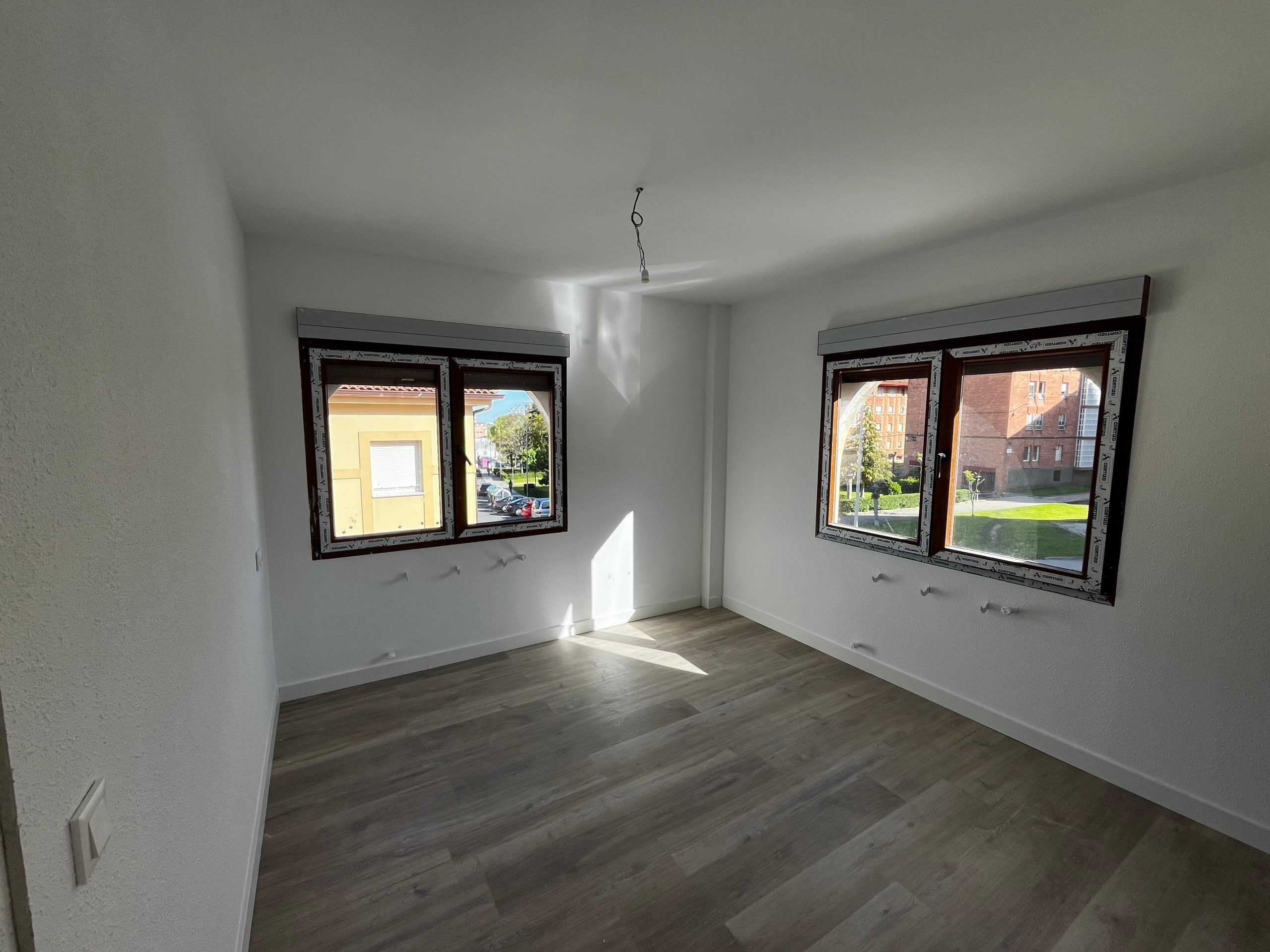 WhatsApp Image 2025-05-17 at 16.23.01 (5)