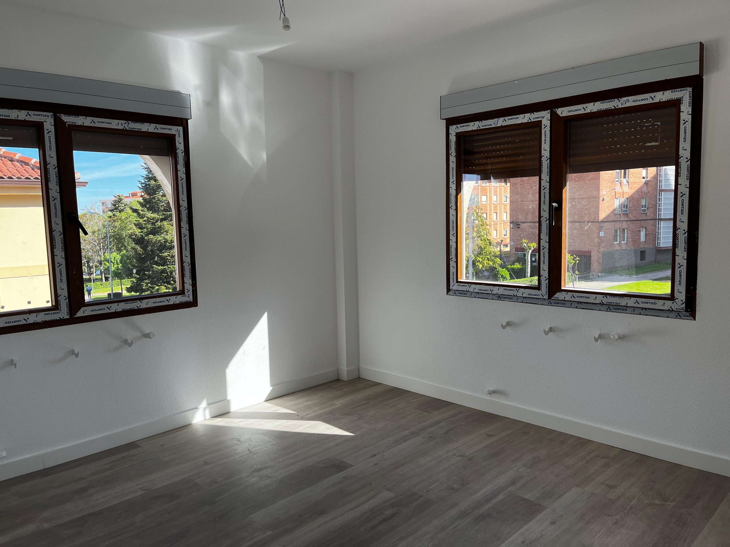 WhatsApp Image 2025-05-17 at 16.23.01 (7)